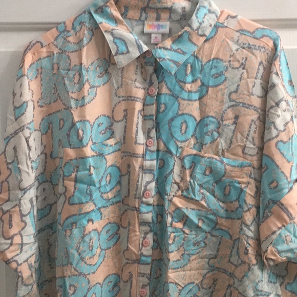 💕BEAUTIFUL BNWT LULAROE MEDIUM AMY💕 - Picture 1 of 7